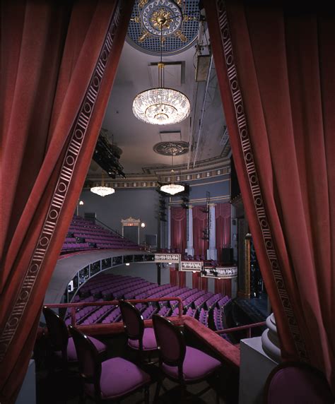 Broadhurst Theatre | Shubert Organization