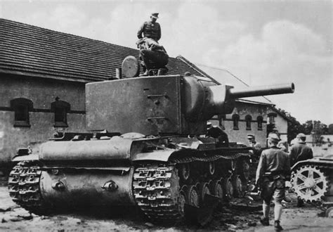 captured soviet heavy tank KV-2 | World War Photos