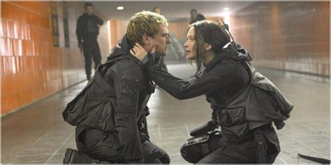 Hunger Games Katniss Everdeens 5 Best Traits (& 5 Worst)