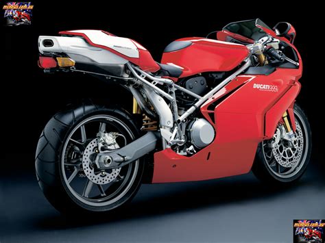 DUCATI 999 - Review and photos