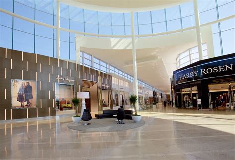 Square One Shopping Centre - Visit Mississauga