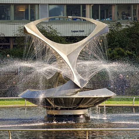 Garden Fountain Art Decoration