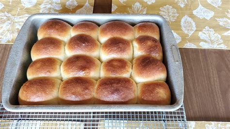 Grandma's Yeast Rolls : r/BreadMachines