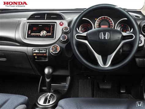 INTERIOR ALL NEW HONDA JAZZ RS 2014 INDONESIA - Wroc?awski Informator ...