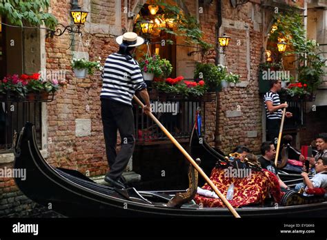 Gondola Venice Italy at night Stock Photo - Alamy