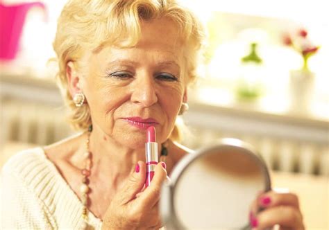 Lipstick Colors For Older Women