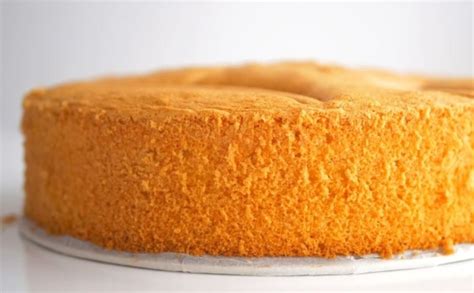 4-Ingredient Sponge Cake - Kitchen Cookbook