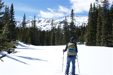 Tips for Your First Backcountry Skiing Trip