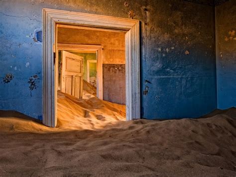 30 Abandoned Places that Look Truly Beautiful