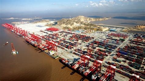 What Are Different Types of Ports For Ships?