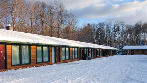 Adirondack Lodge Old Forge- Old Forge, NY Hotels- Tourist Class Hotels in Old Forge- GDS ...