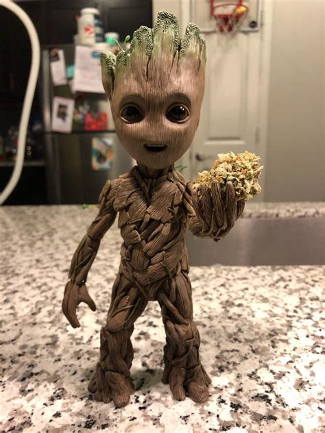 PsBattle: Baby Groot finds a gift : photoshopbattles