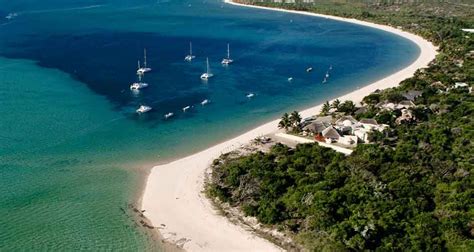 10 Places To Visit In Mozambique - TravelTourXP.com