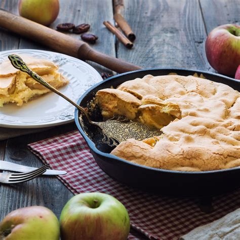 Cast Iron Apple Pie Recipe | Seared Living – SEARED LIVING