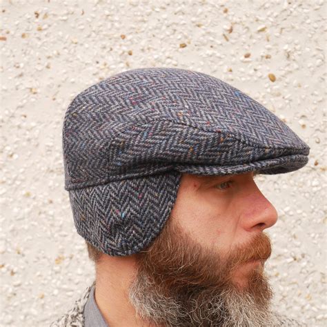 Traditional Irish tweed flat cap with foldable ear flaps - navy/blue ...