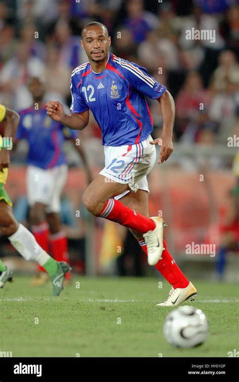 THIERRY HENRY FRANCE & ARSENAL FC WORLD CUP RHEIN ENERGIE STADIUM ...