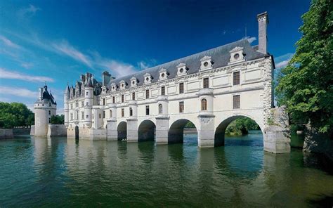 Chateau de Chenonceau: The Chateau Built Over A River | Amusing Planet