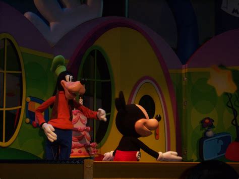 Goofy and Mickey at Mickey Mouse Clubhouse at Playhouse Di… | Flickr