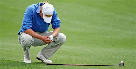 9 of the Worst Golf Shots In History