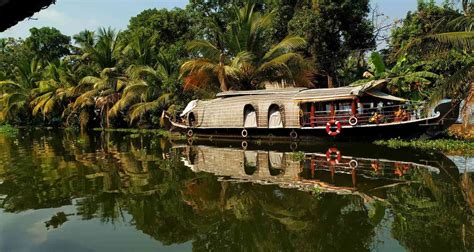 Golden Triangle Tour with Kerala Backwaters by GoBook India Tours ...