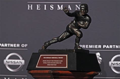 Three SEC Players Finish In The Top 10 Heisman Trophy Voting