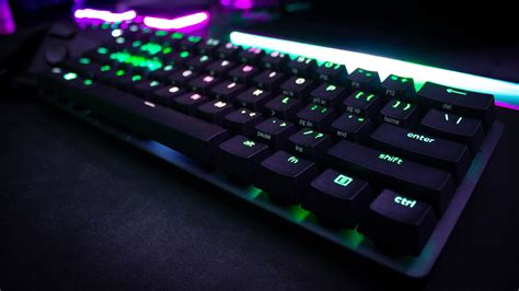 Absolutely in love with the new Huntsman Mini. : r/razer