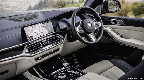 2019 BMW X7 M50d (UK-Spec) - Interior | Caricos