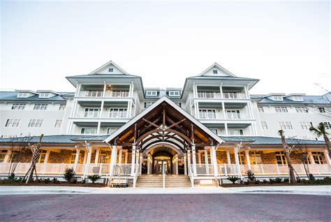 Charleston Harbor Resort & Marina | Charleston, SC Resort Hotels