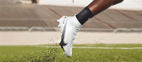 Football Cleats Guide: How to Buy the Right Cleats for You | Academy