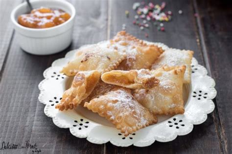 Bugie di Carnevale ripiene | Ricetta di Dulcisss in forno