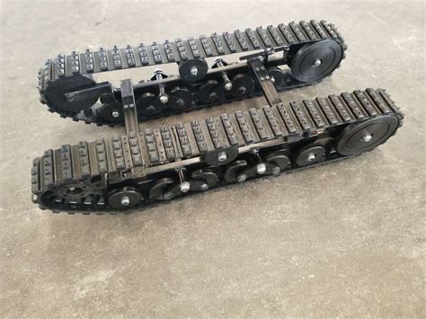 43kg Tracked Robot Chassis DP-BGM-100 / Engineering Machinery Miniature Rubber Tracks