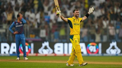 Ravi Shastri compares Glenn Maxwell to Kapil Dev after double hundred vs Afghanistan: Reminds me ...