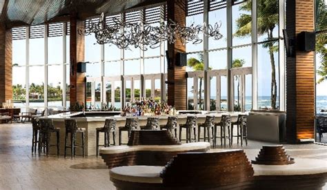 Caribe Hilton Reopens Following Restoration; More Beachy Updates... - hotelbusiness.com