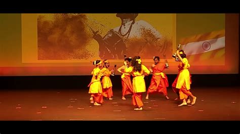 Bengali Baul Tradition: Dekhesi Roop Sagore - YouTube