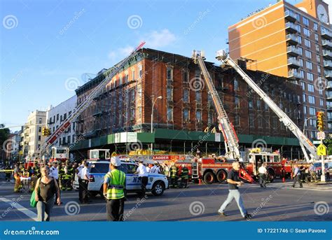 Fire in New York City editorial photo. Image of people - 17221746