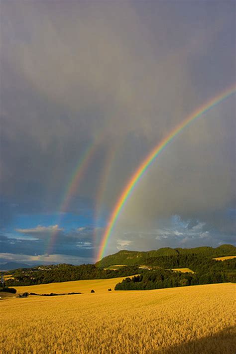 An Extremely Rare Triple Rainbow - JustPost: Virtually entertaining