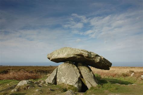 Chun Quoit | Cornwall Guide