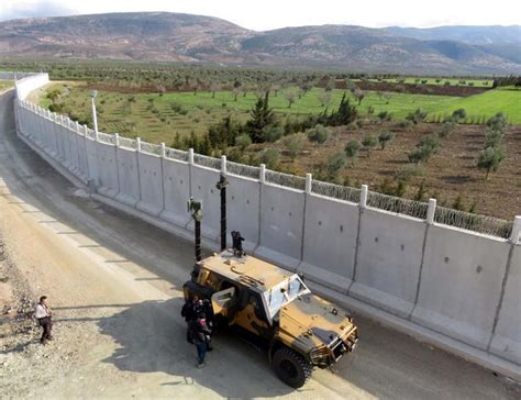 Turkey-Syria border wall to be completed by spring - Türkiye News