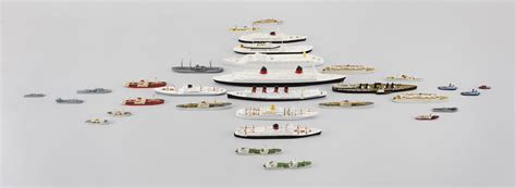 Lot - COLLECTION OF 33 MINIATURE WATERLINE SHIP MODELS 1:1200 scale ...