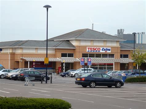 Tesco Extra, Osterley © Robin Webster :: Geograph Britain and Ireland