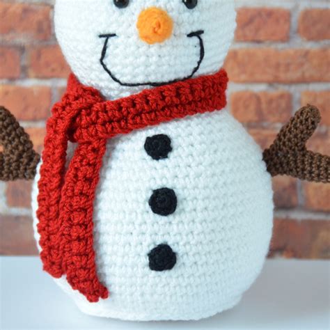 Snowman amigurumi pattern - Amigurumi.com