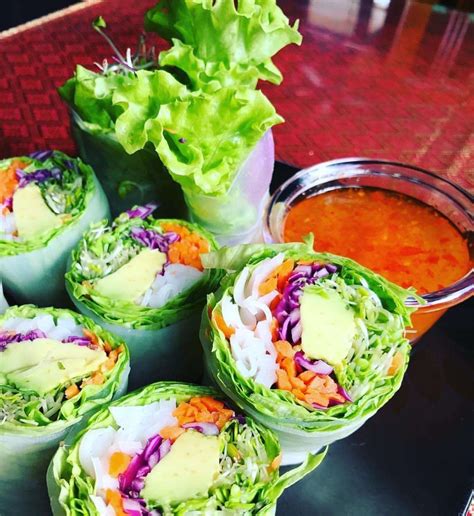 Discover New Chiang Mai: Authentic Thai Cuisine in Hilo