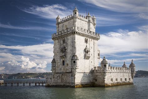 10 Top Tourist Attractions in Portugal (with Map & Photos) - Touropia