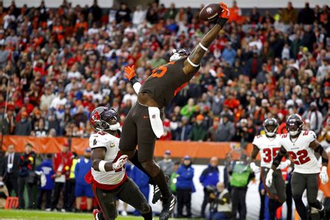 David Njoku ruled out for Browns vs. Texans; Greg Newsome II expected back - cleveland.com