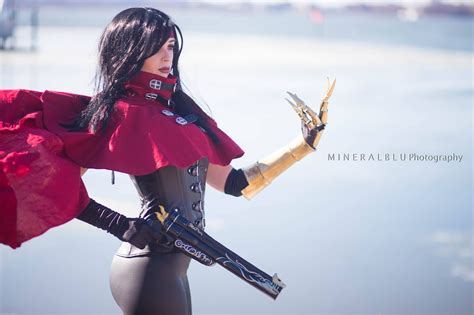 Elarte Cosplay: Final Fantasy VII - Vincent Valentine Cosplay