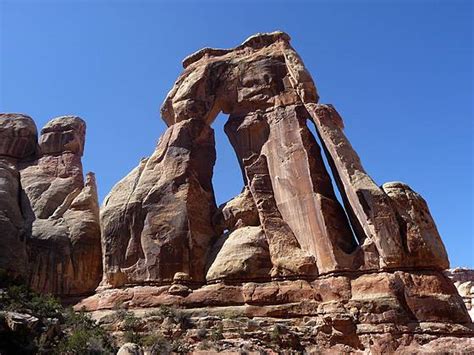 Druid Arch hiking trail, Canyonlands Natiional Park, the Needles District