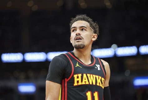 Trae Young chasing history as Hawks visit Bulls