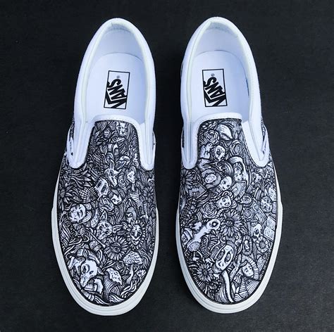 Hand painted shoes, acrylic on size 11 canvas slip ons : r/Art