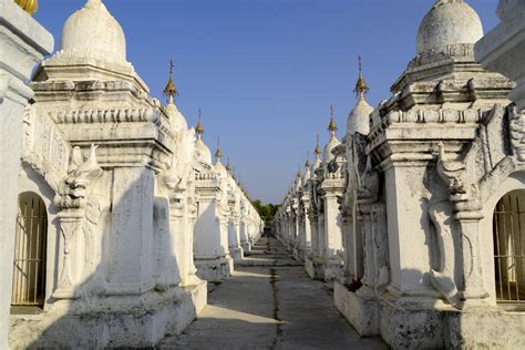 Kuthodaw Pagoda (4) | Mandalay | Pictures | Burma in Global-Geography