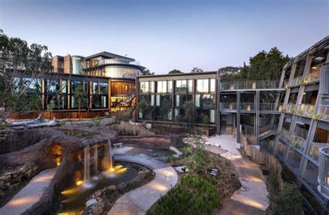 Wildlife Retreat At Taronga Zoo Is A New Eco-Retreat In The Heart Of Sydney